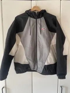 ナイロンジャケット マウンテンパーカー