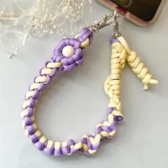 【ハンドメイド】お花モチーフ パラコード ハンドストラップ｜スマホストラップ