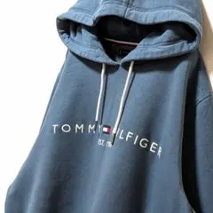 トミーヒルフィガー 刺繍 スウェットパーカー くすみブルー青ネイビー2XL古着