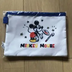 ミッキーマウスのクリアポーチ