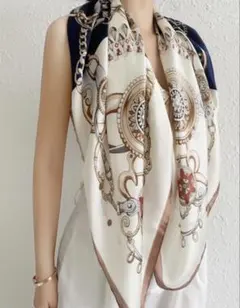 美しいスカーフ