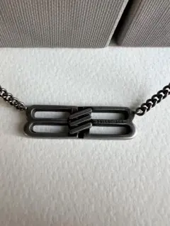 BALENCIAGA チェーンネックレス ロゴプレート付きのサムネイル
