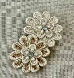 ベージュとブラウンブローチ＆ヘアピンアクセサリー/ヘアクリップ