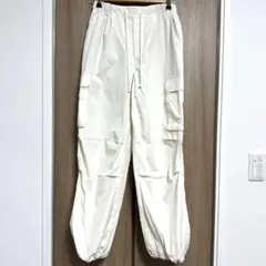 GU アイボリー カーゴパンツ　M