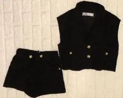 ZARA 黒のダブルボタンジャケットとショーツセットアップ