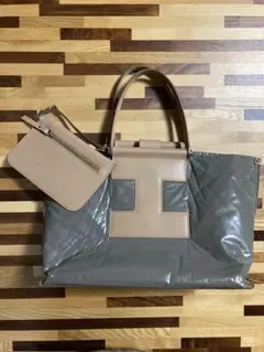 IACUCCI 光沢ナイロントートバッグM SORBETTO グレージュ A4