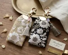 インド刺繍リボンのバッグチャーム(キーホルダー)2個セット♪