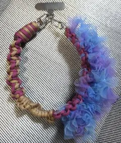 ハンドメイド　携帯ストラップ　ストラップ　パラコード　携帯アクセサリー　リボン