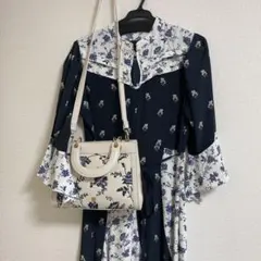 美品 レオナール 鹿の子ハーフジップ バブル柄フラワートリム