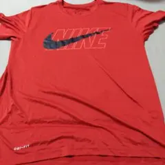 Nike DRI-FIT レッド Tシャツ