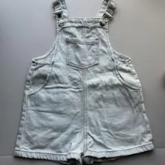 ZARA、淡いデニム ショートオーバーオール