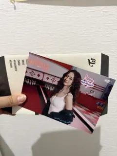 【TWICE】ツウィ　Bowling ポストカード Lサイズ