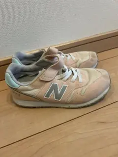 New Balance ピンク スニーカー　21センチ