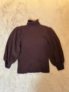 ★ZARA タートルネックニット　Mサイズ　バーガンディ　パワーショルダー