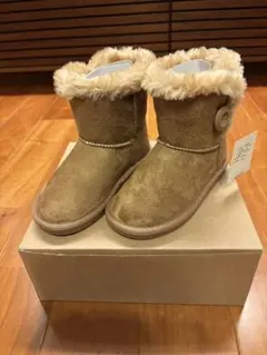 新品未使用　e.a.Bキッズ　ボアブーツ　17cm