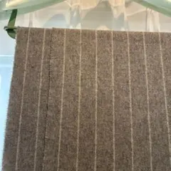 ライトグレー　ストライプ フリンジ ストール