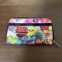 LeSportsac 長財布 ラウンドファスナー マルチカラー