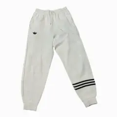 adidas トラックパンツ