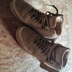 Nike Air Force 1 ベージュ ハイカット