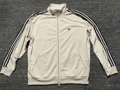 トラックトップ