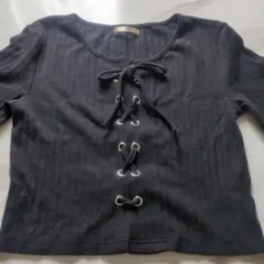 ems. 黒 リボン付き半袖Tシャツ サイズFのサムネイル