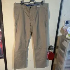 TOMMY HILFIGER ベージュ チノパン