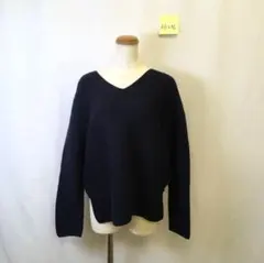 kk246【L】UNIQLO ネイビー Vネック 長袖ニット