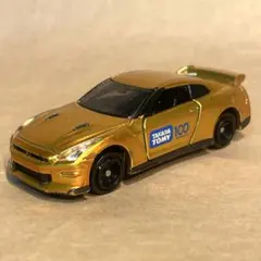 トミカ 日産GT-R（R35） タカラトミー創業100周年記念仕様
