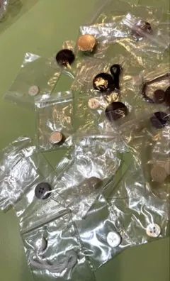 プラスチックボタン セット 多色42個