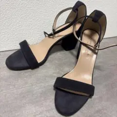 美品　CORSO ROMA 9 コルソローマ ノーヴェ サンダル 黒 スエードのサムネイル