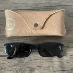 Ray-Ban ブラック サングラス ケース付き