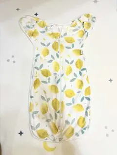 【美品】Ｓサイズ(0〜3ヶ月)レモン柄スワドル