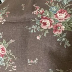 綿麻の花柄生地