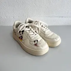 ZARA Disney ミッキーマウス スニーカー アイボリー 21cmのサムネイル