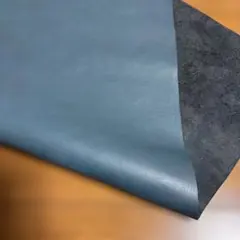 格安　牛革　本革　はぎれ大　レザークラフト　革はぎれ　革ハギレ　NO.36