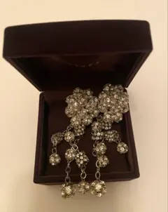 アンティーク風　クリスタルイヤリング