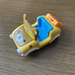 ドリームトミカ　ライドオン　リラックマカー