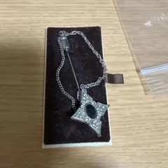 星型ネクタイピン ブラックストーン付き