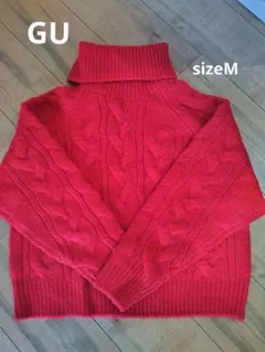 美品　GU　ジーユー ジャンボネック　ケーブルセーター ニット　赤