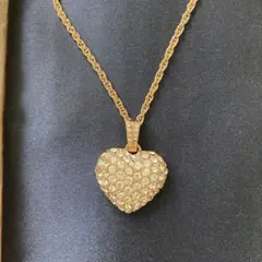 美品　ハート型クリスタルネックレス