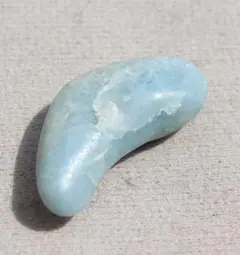 糸魚川翡翠 青翡翠 水色翡翠 原石 4.3g