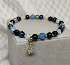 ブルータイガーアイ、クラッククオーツ、アクアマリンカルセドニーのブレスレット