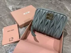 miumiu 新品未使用マテラッセ レザー カードケース コインケース ミニ財布のサムネイル