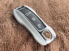 未使用』ポルシェ 瓢箪型スマートキー - メルカリ