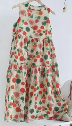 花柄　フラワープリント ノースリーブ ロングワンピース　レトロ