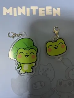 MINITEEN ポップアップ 限定 THE8 アクリルキーホルダー　パーツ