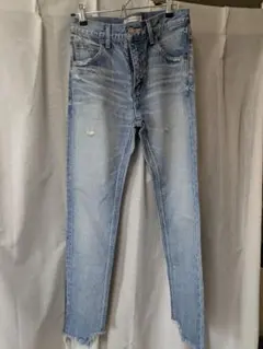 【最終値下げ】MOUSSY ライトブルースキニージーンズ