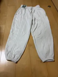 新品　PUMA スウェット　パンツ　タグ付き