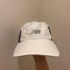 New Balance ランニングキャップ ホワイト 売り切り値下げ中！のサムネイル