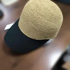 ヘレンカミンスキー　キャップ　ヴィヴィッテのサムネイル